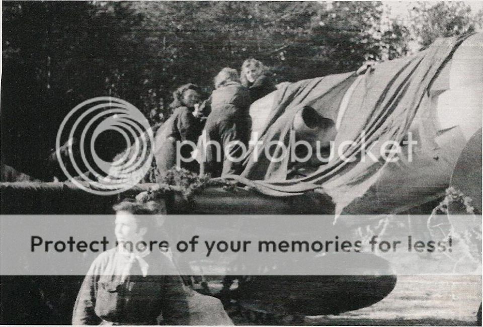 girlsloveFW190late95061783_n_zpsa05fdfb7