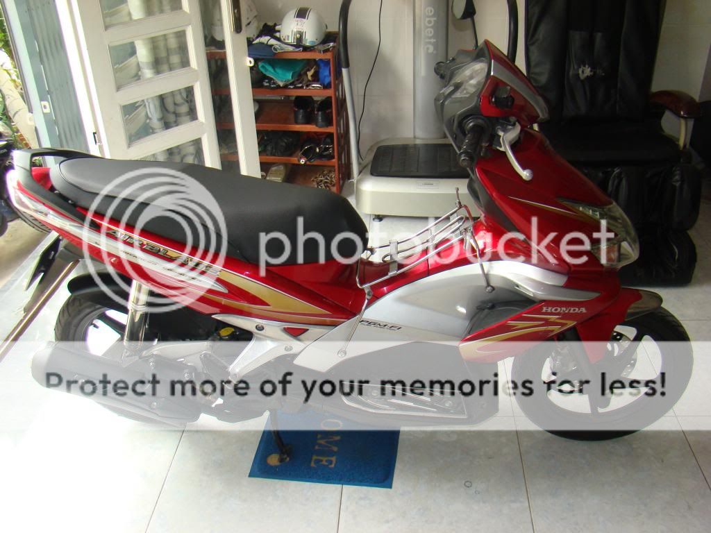 Cần bán Honda AirBlade Fi 2009 BSTP Xe Đẹp Ngay Chủ