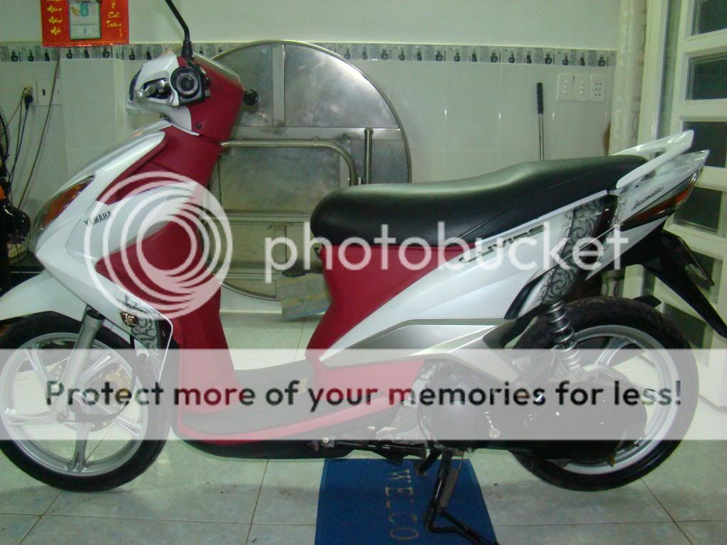 Cần bán xe luvias trắng đk:2011,ngay chủ chứng giấy 1 nốt nhạc;0903159697