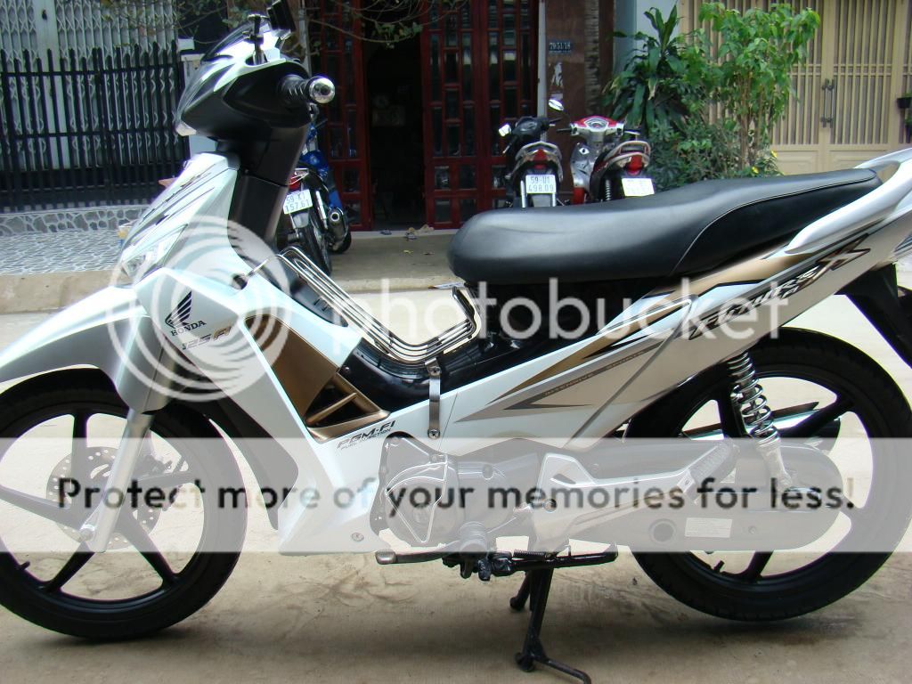 Cần Bán Honda Future X Fi Trắng-Xám-Bạc 7/2010 Bánh Mâm Đồng Hồ Điện Tử - 3