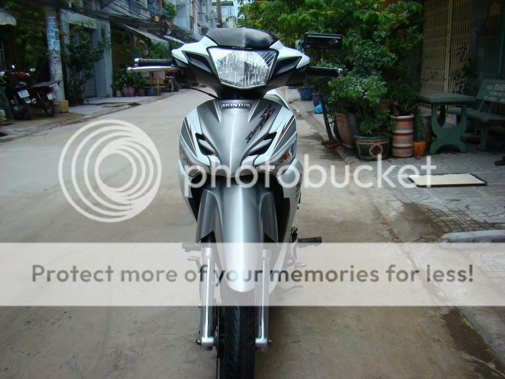 Cần Bán Honda Future X Fi Trắng-Xám-Bạc 7/2010 Bánh Mâm Đồng Hồ Điện Tử - 4