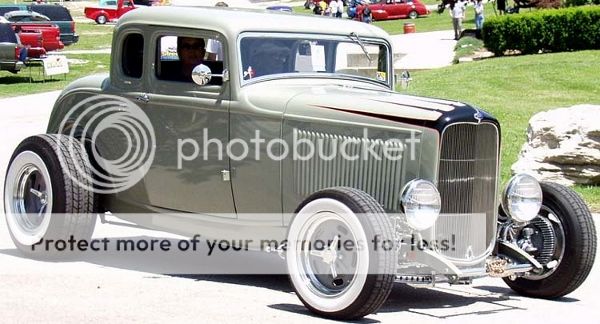 32-Ford-Hiboy-5W-Coupe-Chopped-21a%20600