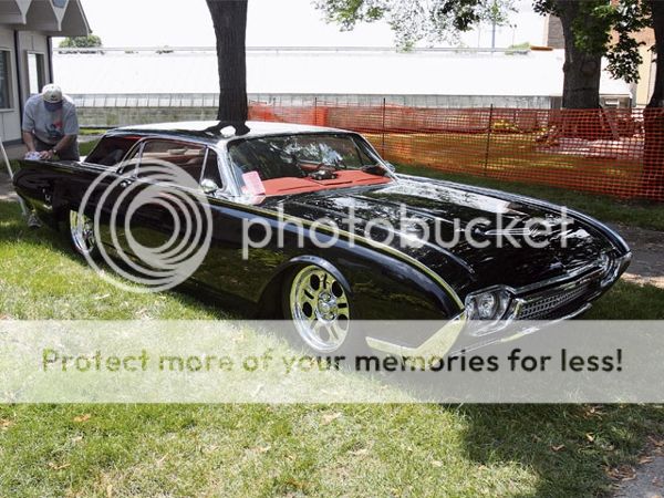 Ford-Thunderbird-05600x450_zps0fdd0894.j